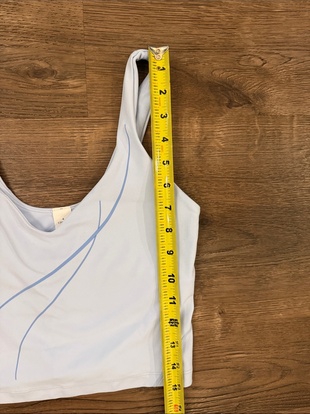 lululemon RARE Fluid Graphic Light Blue Cropped Sports Bra Tank Size 4 - Picture 2 of 6